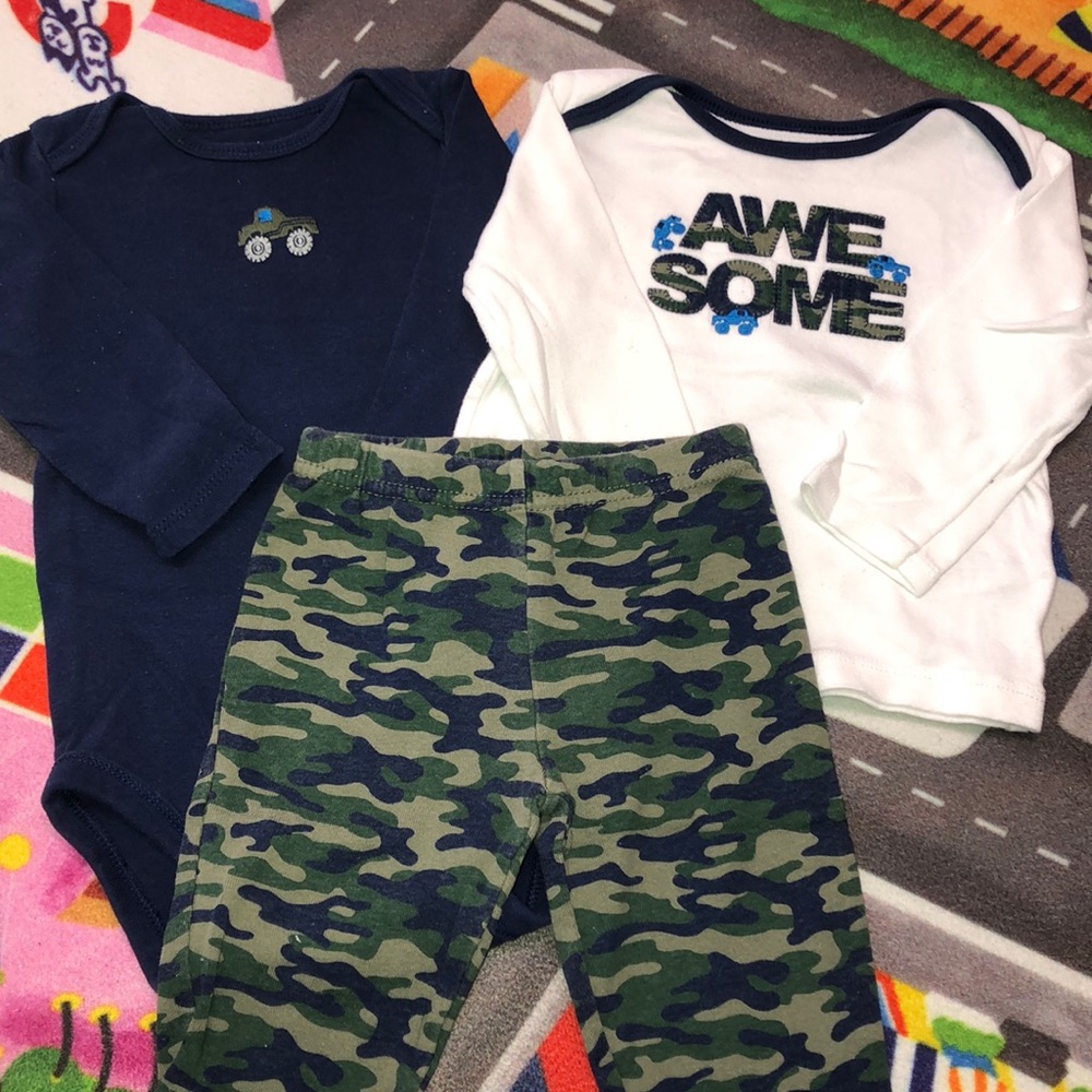 Child of Mine by Carter’s 3-Piece Outfit